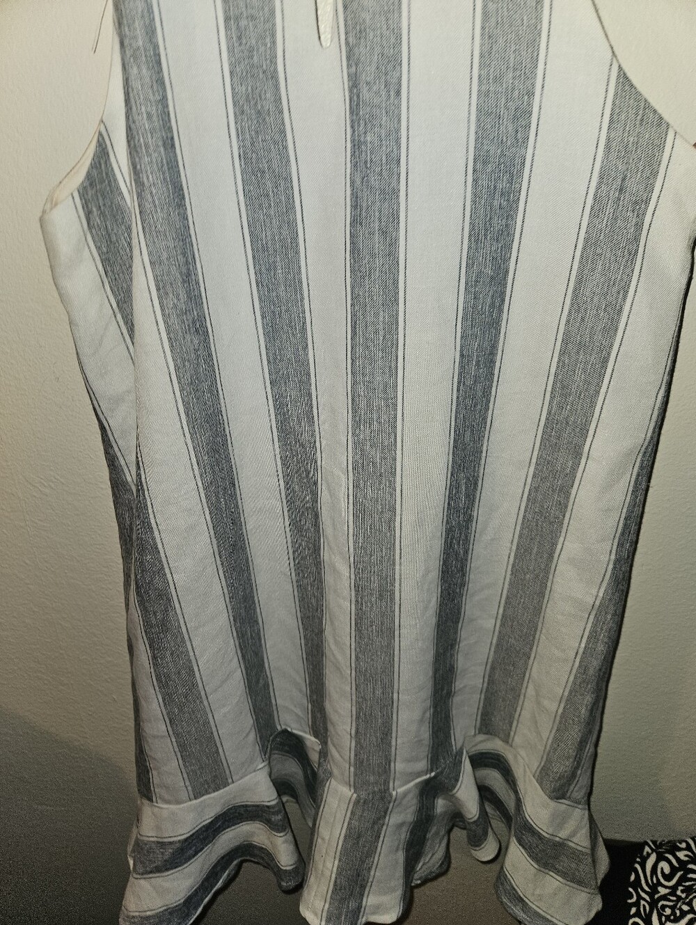 She + Sky Womans Vertical Striped Ruffle Dress Size M - Picture 13 of 13